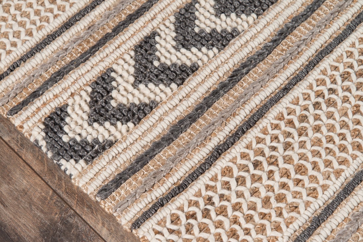 Esme - ESM-1 Area Rug