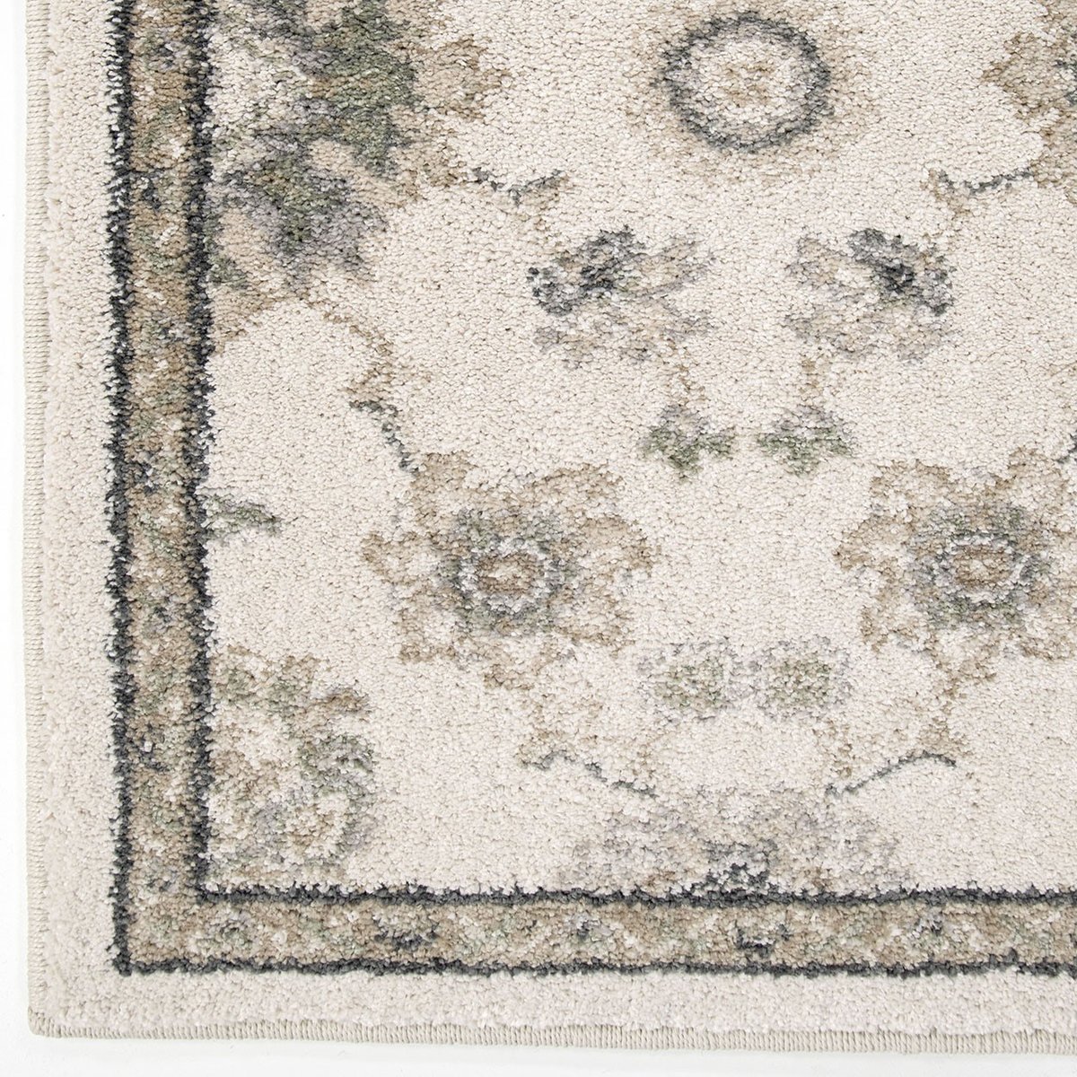Riverstone - Manor Sarouk Area Rug