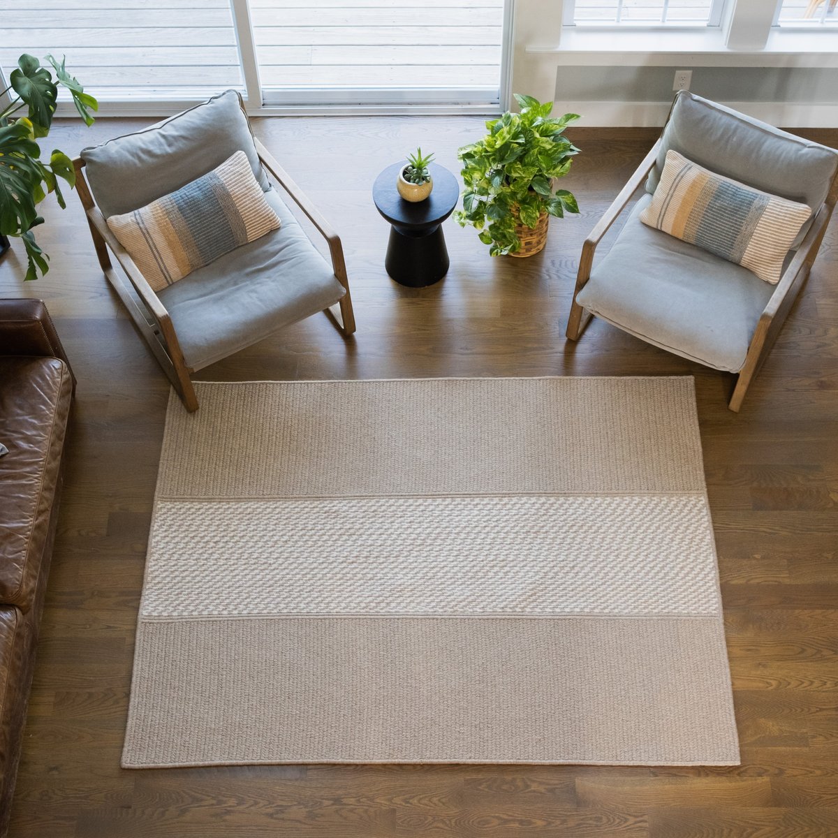 Lyza Area Rug