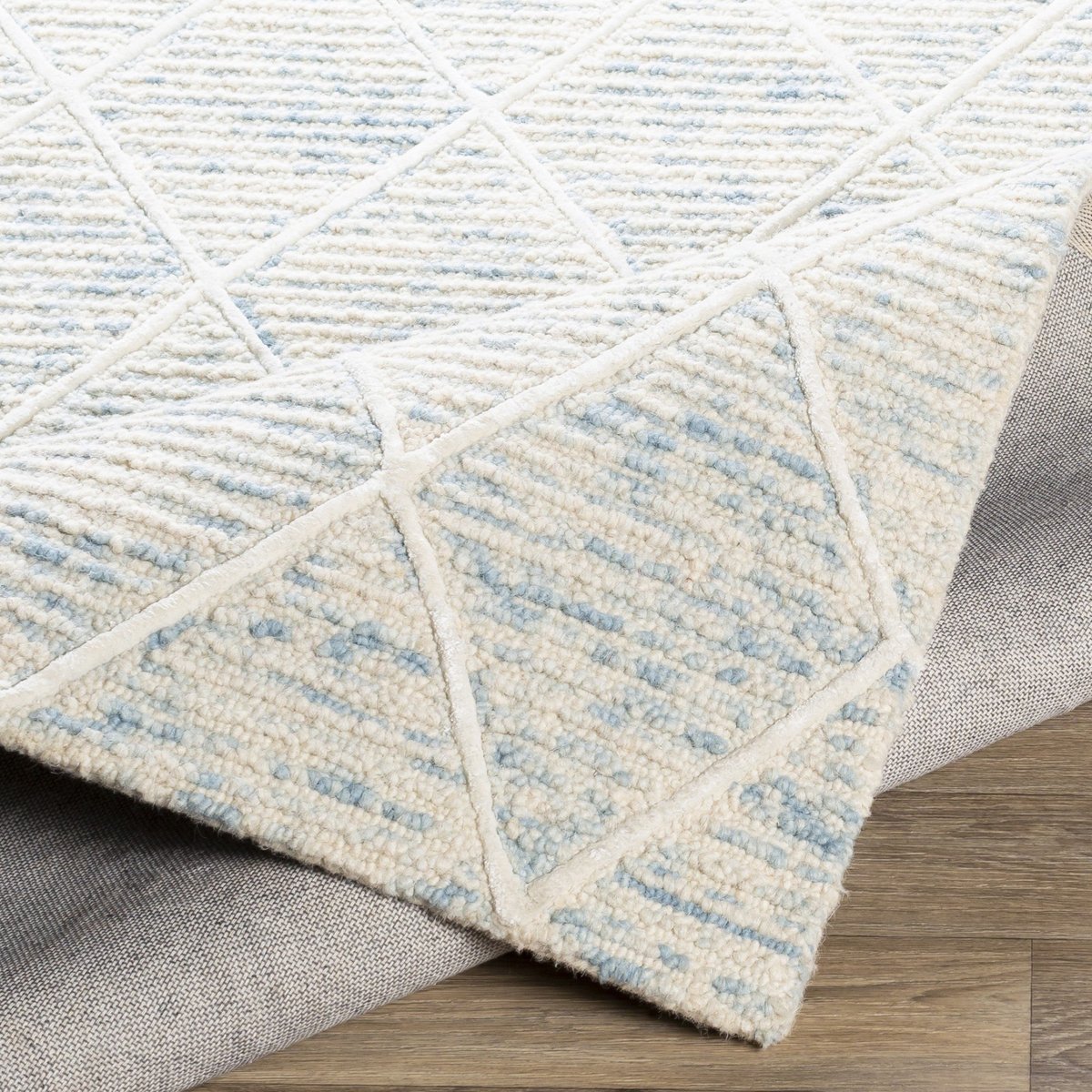 Eaton - 23582 Area Rug