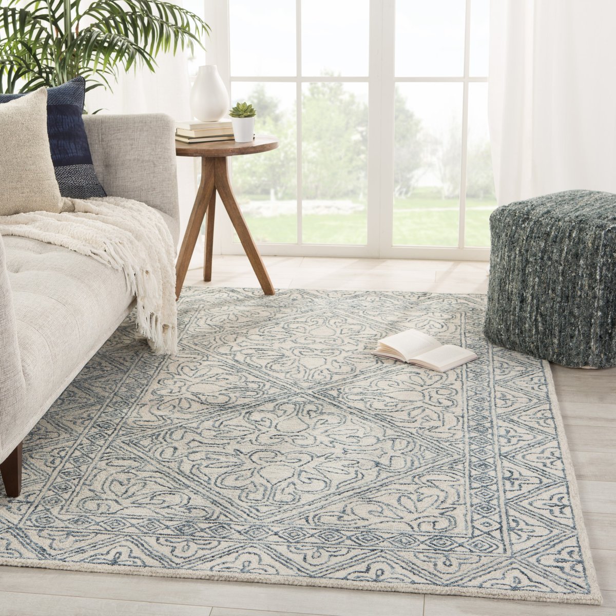 Almira - Carmen Area Rug