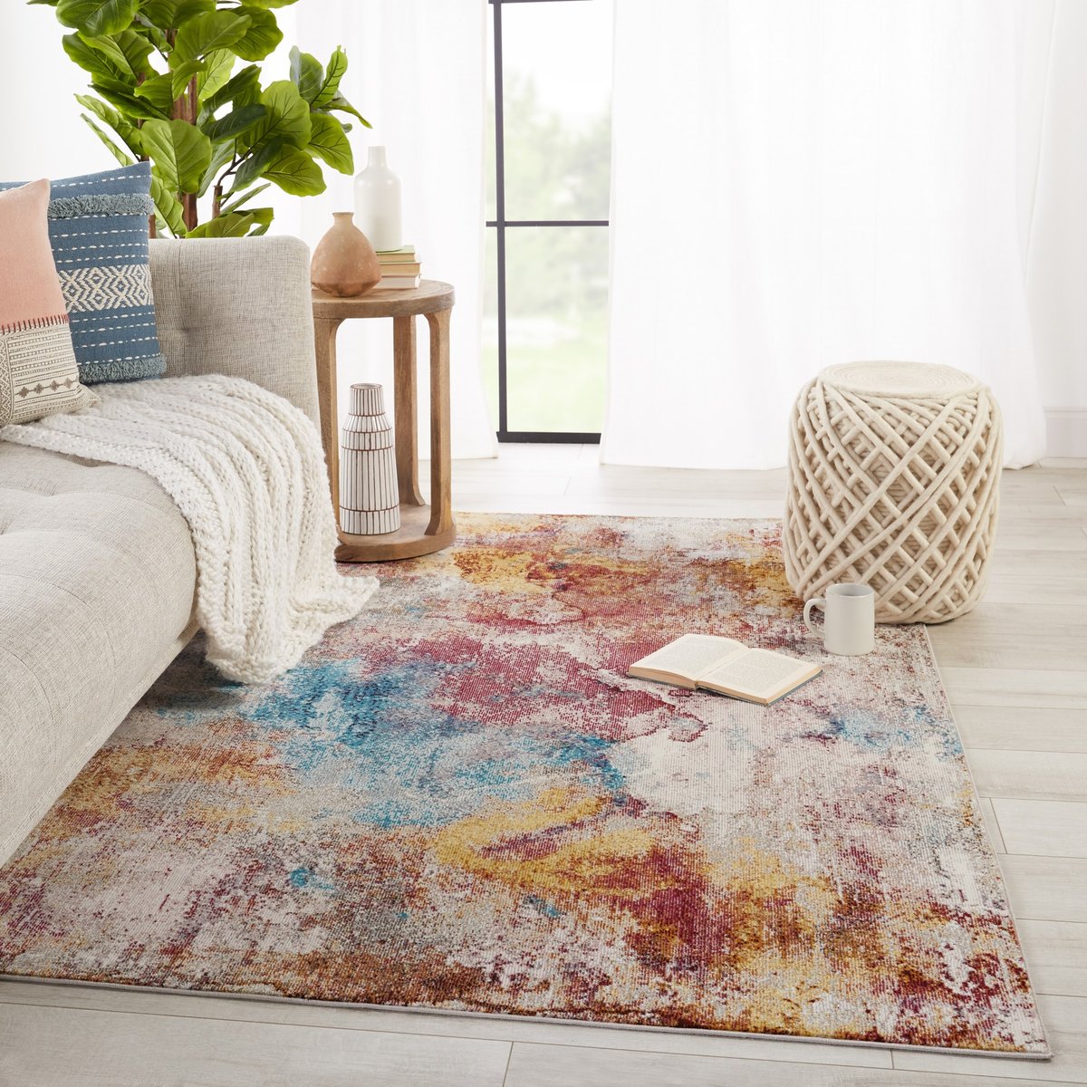 Borealis Comet Area Rug