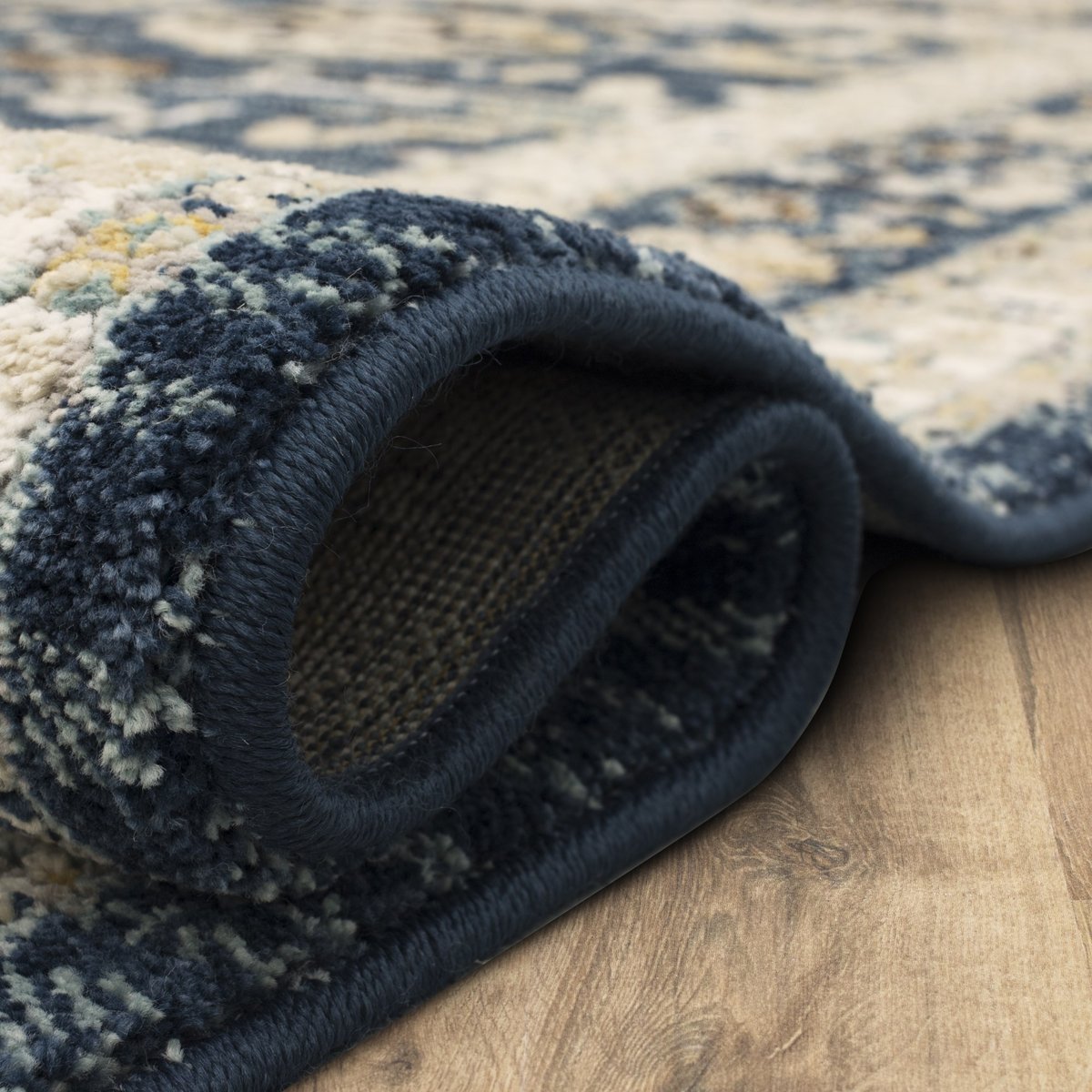 Zephyr - Amphora Area Rug