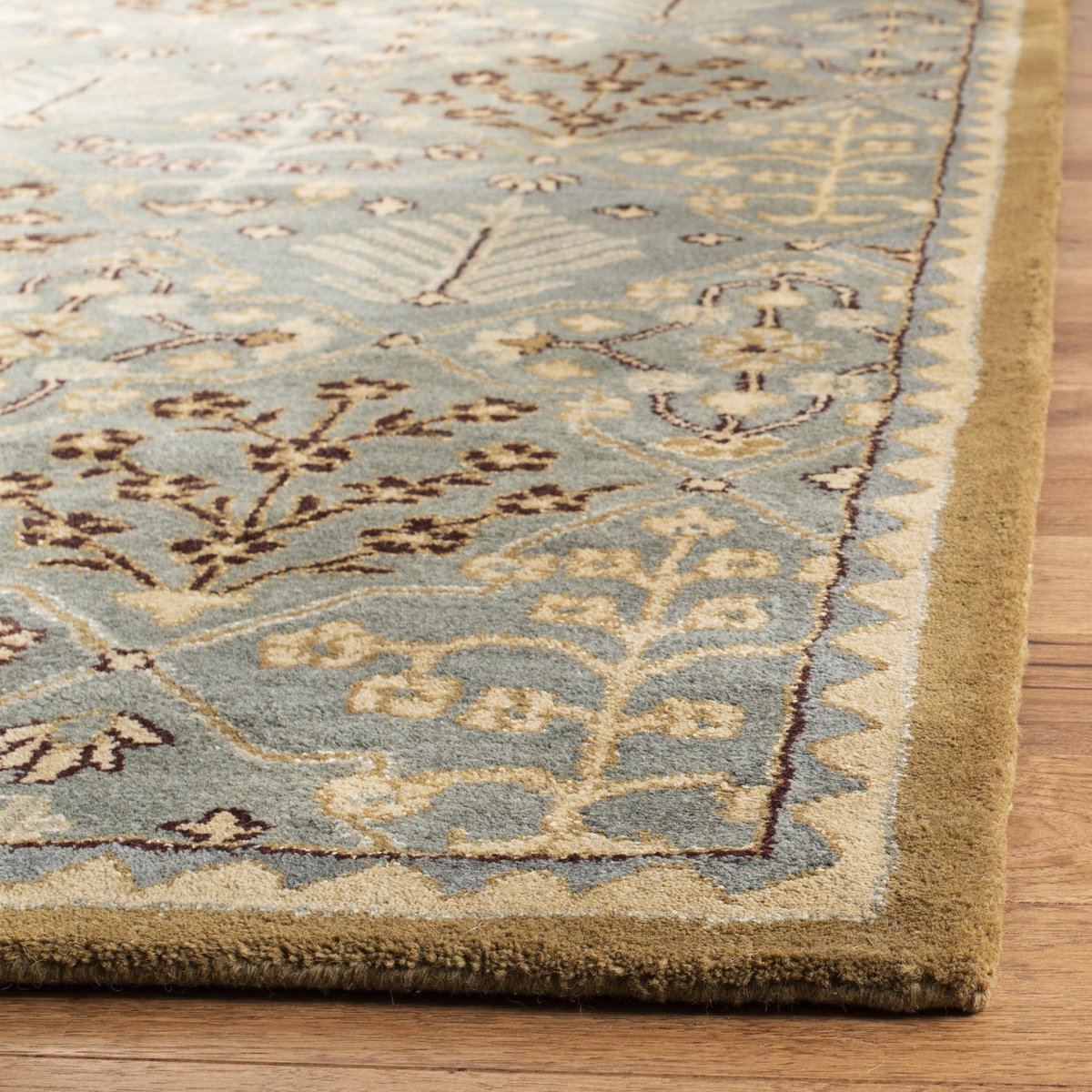 Antiquity - AT-613 Area Rug