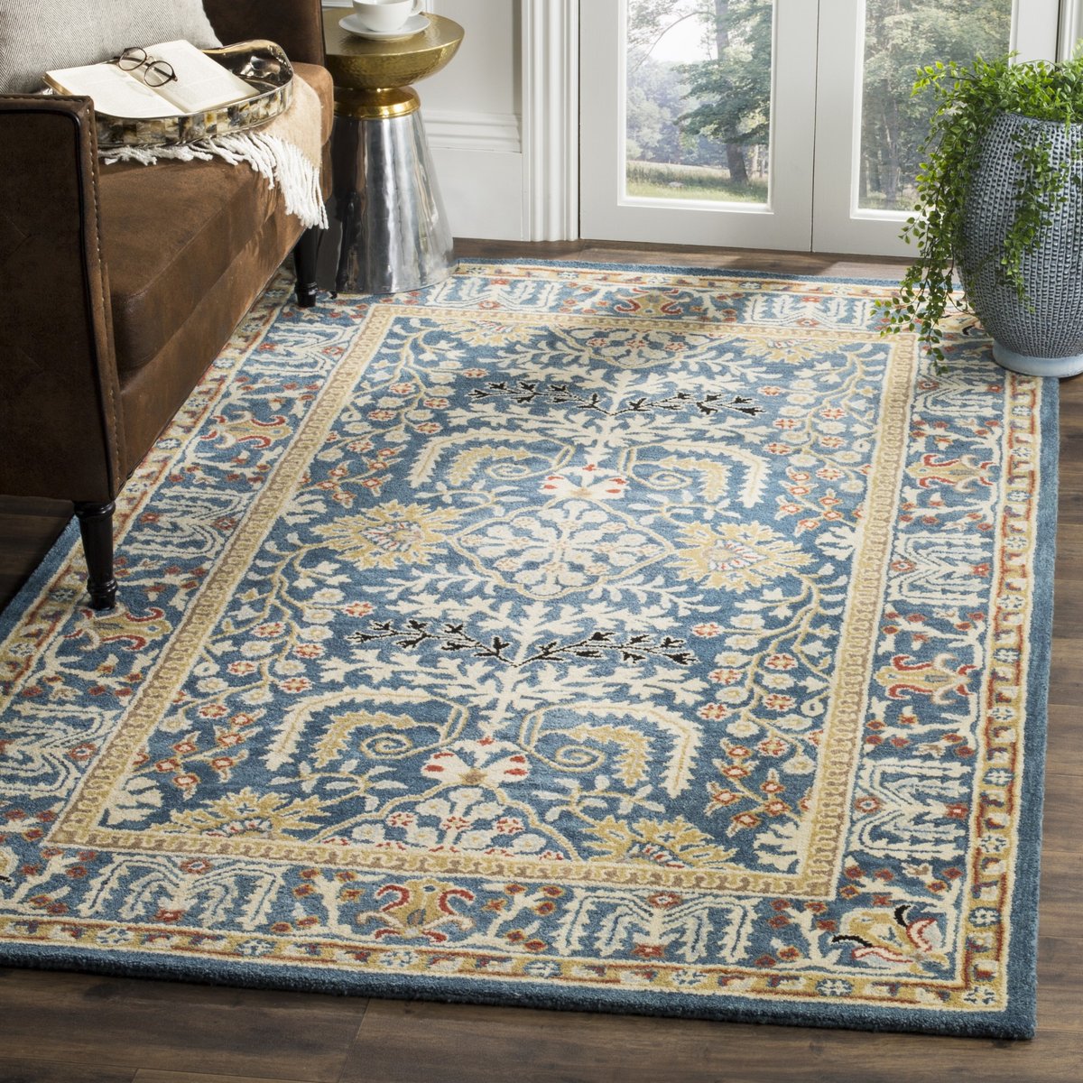 Antiquity - AT-64 Area Rug