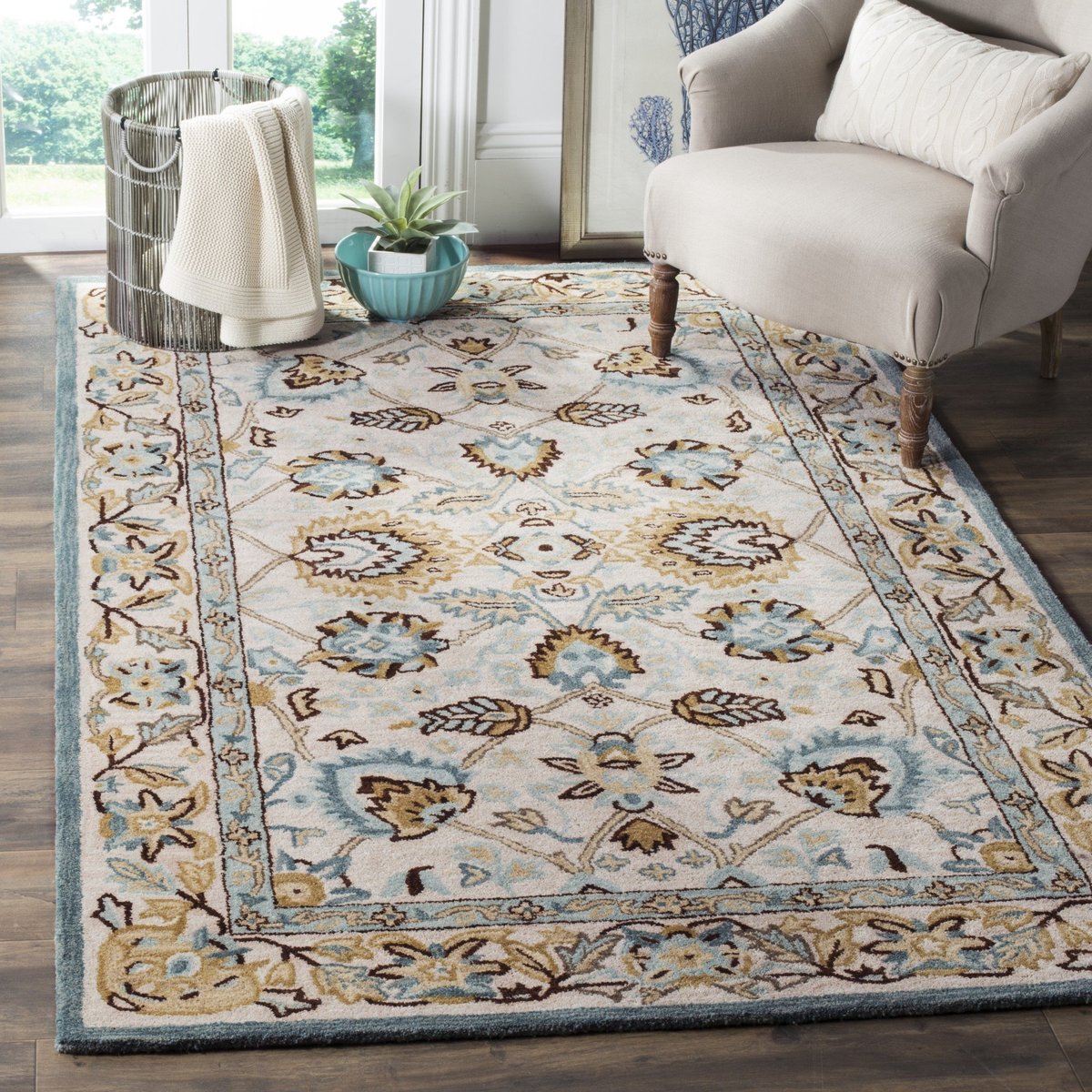 Antiquity - AT-812 Area Rug