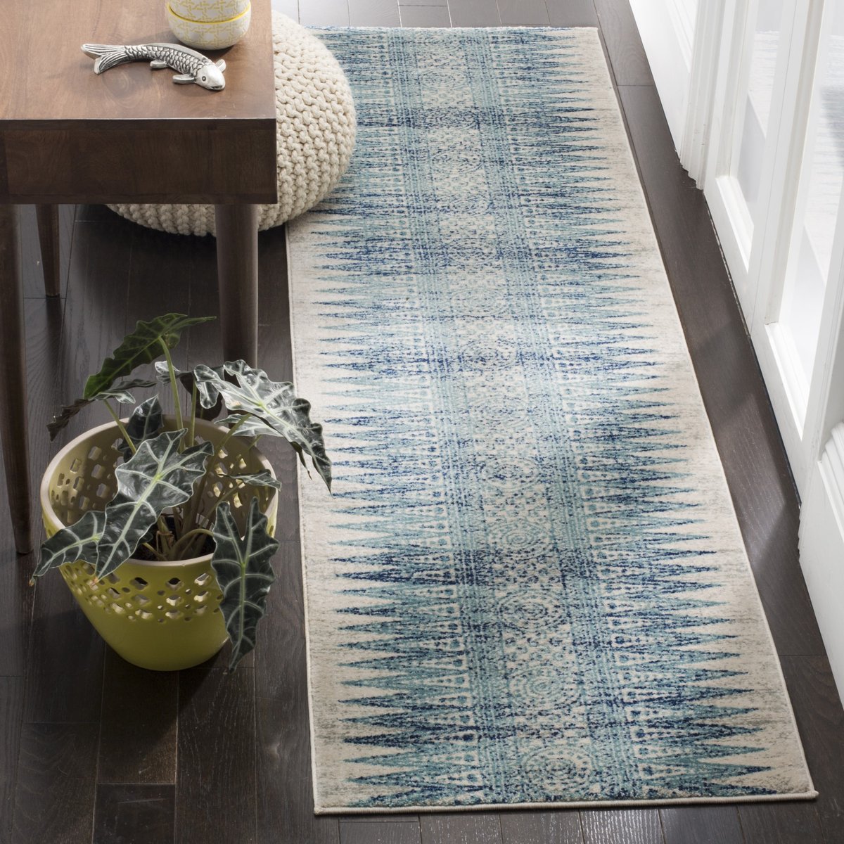 Evoke - EVK-226 Area Rug