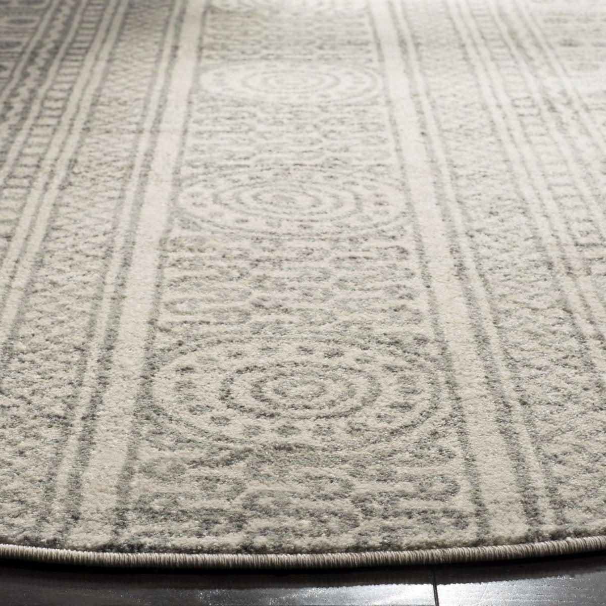 Evoke - EVK-226 Area Rug