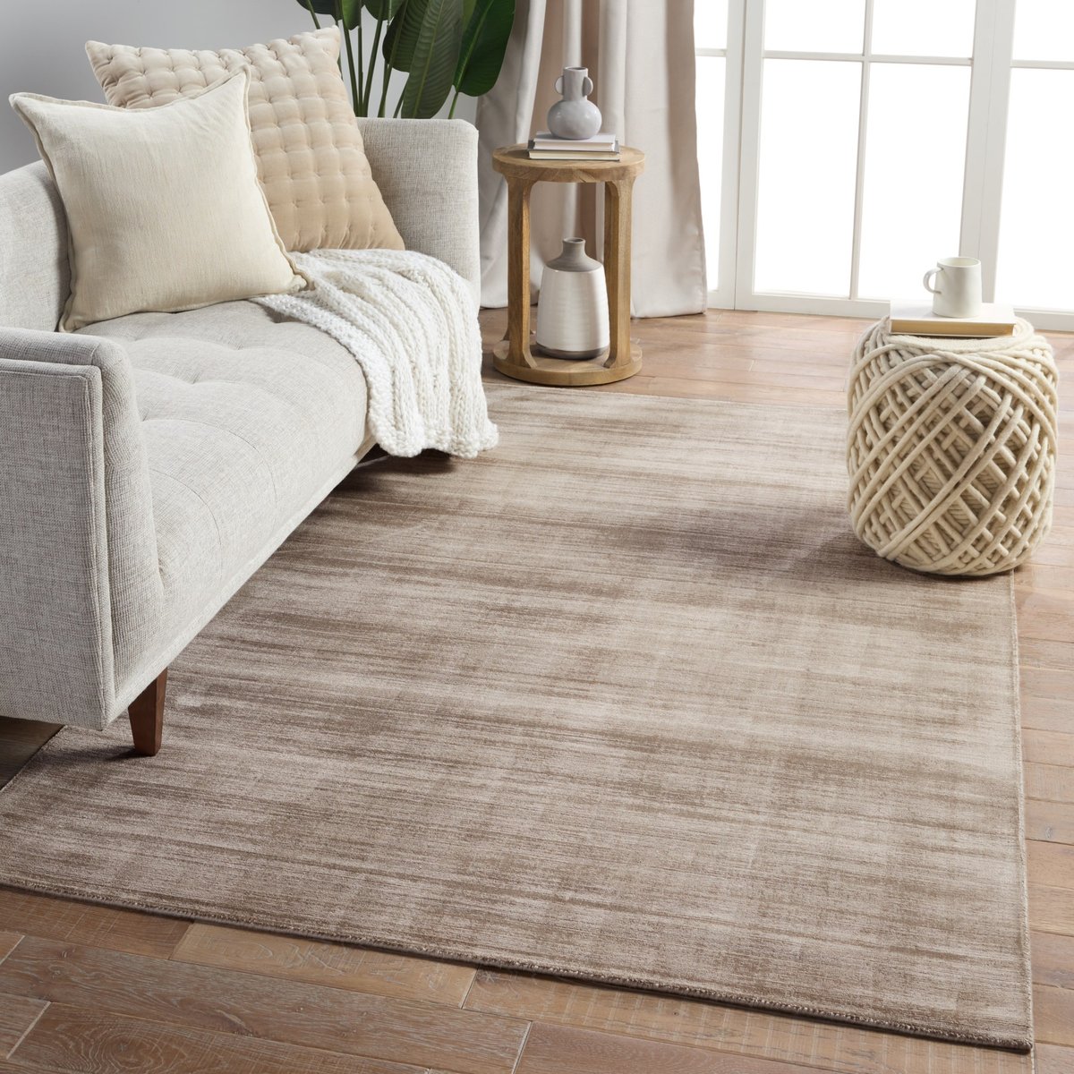 Yasmin - Hand Loomed Area Rug